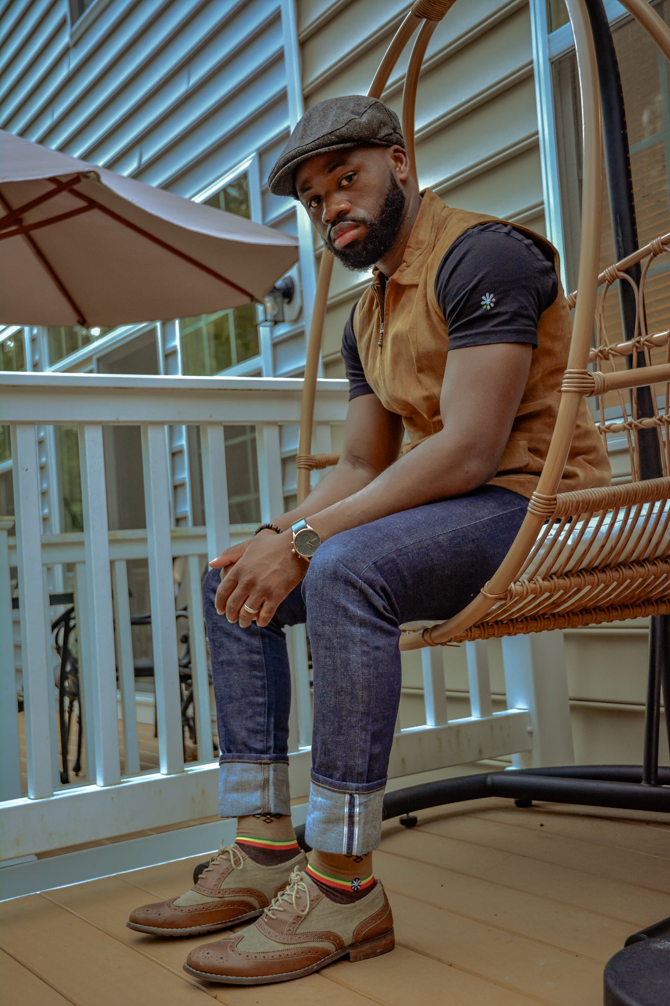 Designing socks inspired by symbolic cultural elements in Africa. All socks aren’t created the same. Shop from our line of combed cotton and Egyptian cotton socks for both men and women. Refresh your wardrobe with some colorful African print dress socks and sport socks.