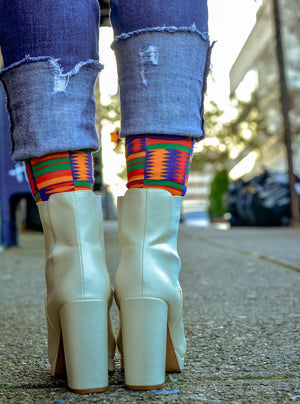 Designing socks inspired by symbolic cultural elements in Africa. All socks aren’t created the same. Shop from our line of combed cotton and Egyptian cotton socks for both men and women. Refresh your wardrobe with some colorful African print dress socks and sport socks.