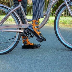 Designing socks inspired by symbolic cultural elements in Africa. All socks aren’t created the same. Shop from our line of combed cotton and Egyptian cotton socks for both men and women. Refresh your wardrobe with some colorful African print dress socks.